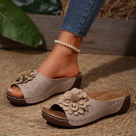 Damen bequeme Sandalen mit floralem Dekor und atmungsaktiver Lochstruktur EB
