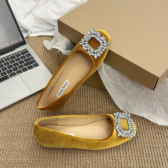 Damen raffinierte Ballerinas mit funkelndem Schmuckdetail und flexiblem Fußbett EB