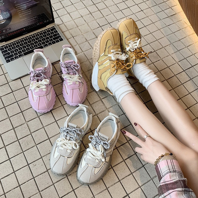 Damen Sportliche und trendige Sneaker EB