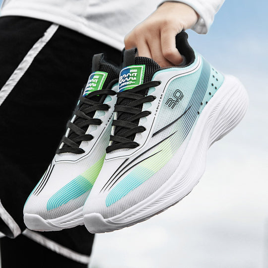 Damen hochentwickelte Laufschuhe mit atmungsaktiver Oberflächenstruktur und reaktionsfreudiger Dämpfung EB