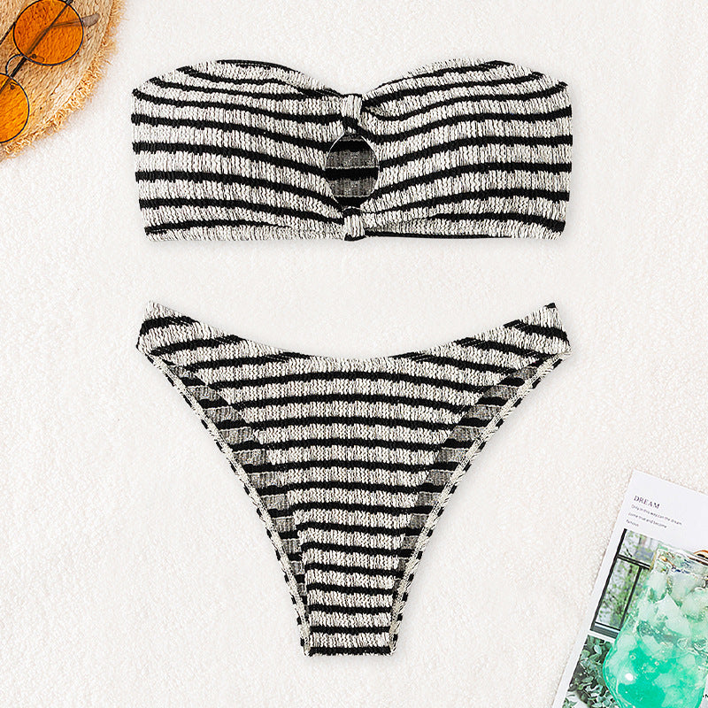 Damen Bandeau-Bikini mit trendy Ausschnitt EB