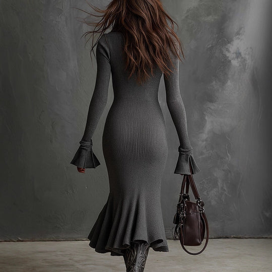 Damen Strickkleid mit elegantem Stehkragen und Reißverschluss EB