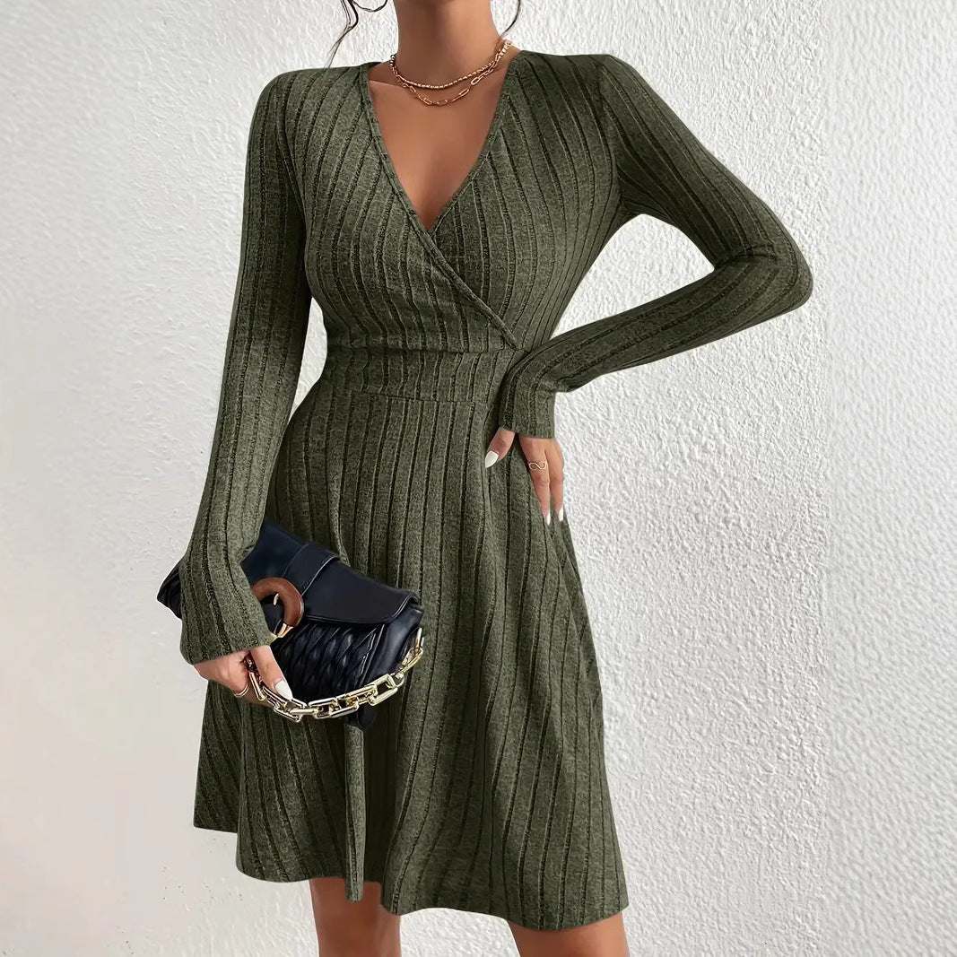 Damen Wickelkleid mit langen Ärmeln und gerippter Textur EB