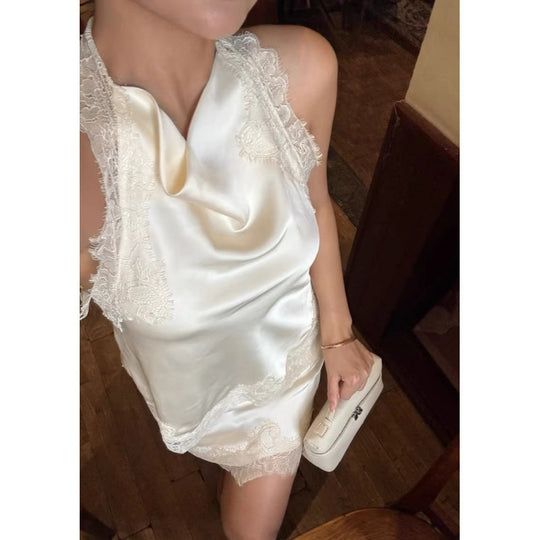 Damen Raffiniertes Abendkleid mit Spitze und fließendem Schnitt EB