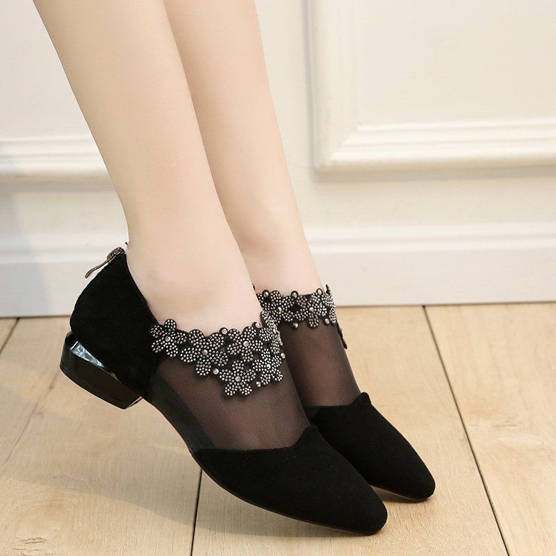 Damen Elegante und femininen Ballerinas mit einzigartiger Blütenverzierung EB