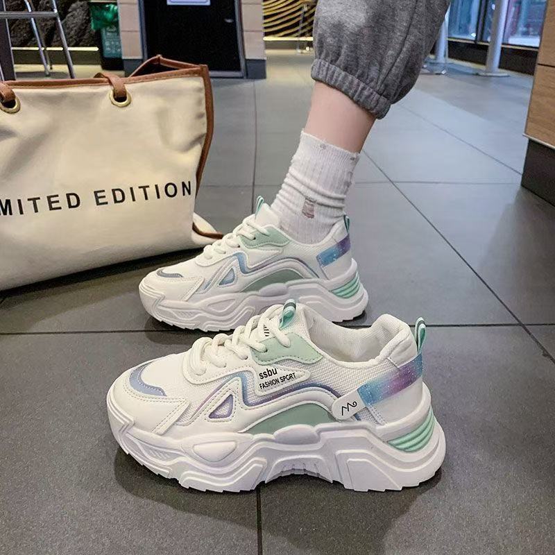 Damen Sportliche Sneaker mit rutschfester Sohle und atmungsaktivem Material EB