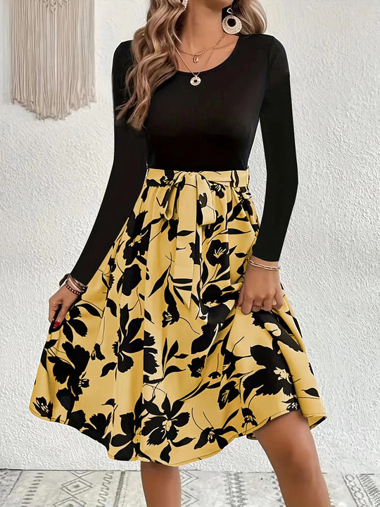 Damen Elegantes Midikleid mit floralem Print und gesmoktem Oberteil EB