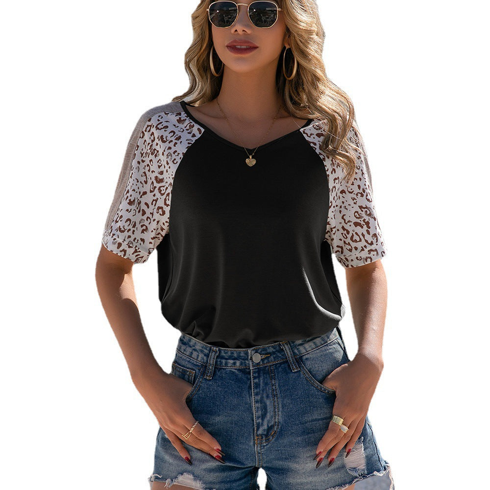 Damen lässiges T-Shirt mit animalischem Muster und Amerikanischem Ausschnitt EB