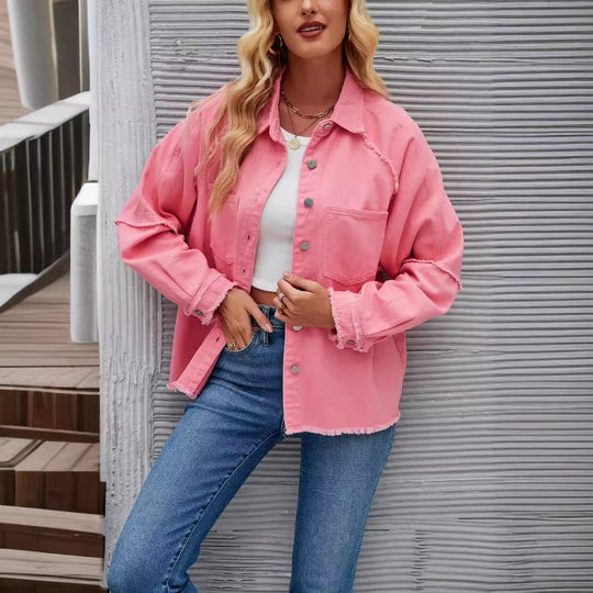 Damen Denimjacke mit lässigem Schnitt und fransigen Details EB