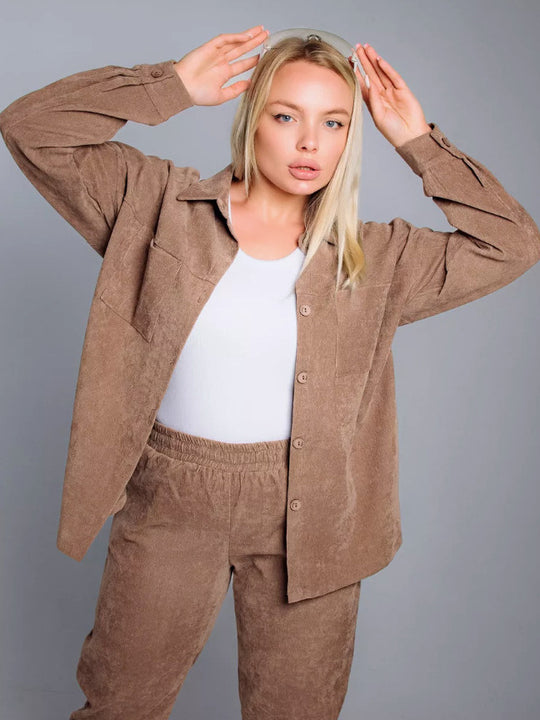 Damen nan Oversized-Cord-Set mit Hemdjacke und Gummizug-Jogpant EB