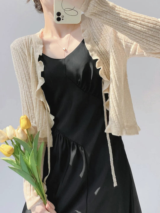 Damen Strickjacke mit Rüschendetails und luftiger Struktur EB