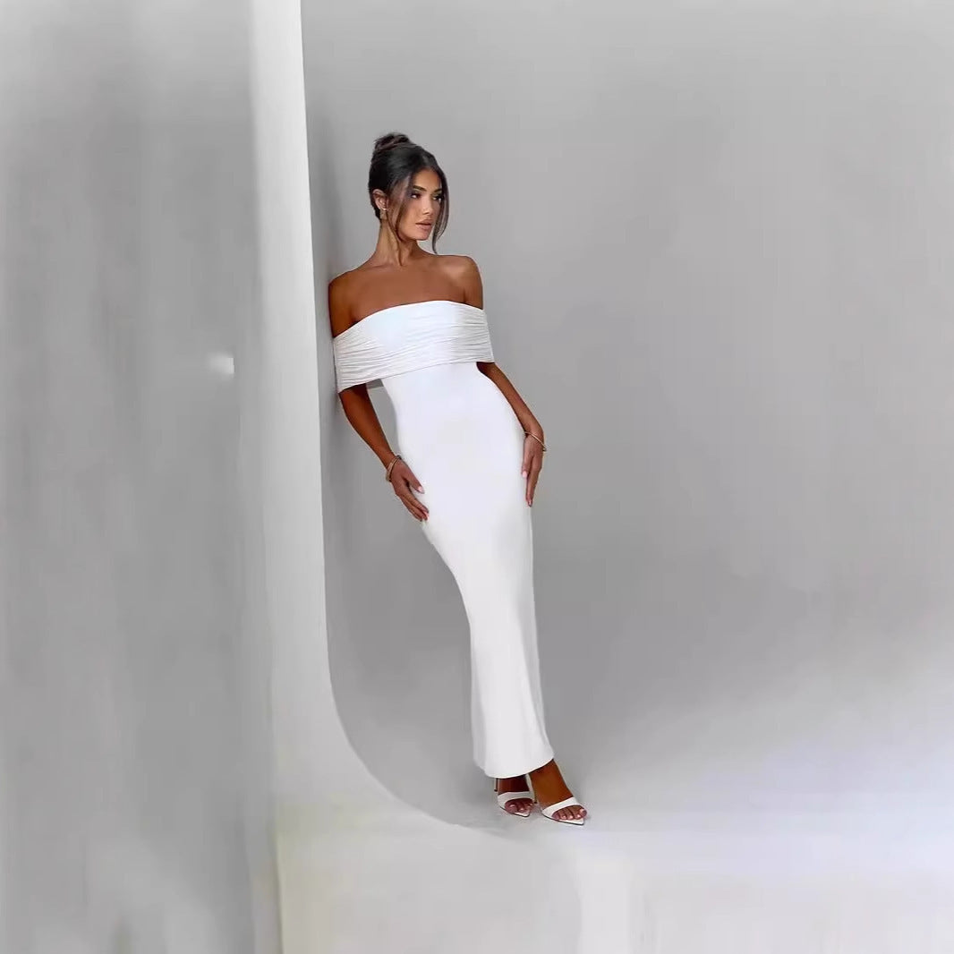 Damen Elegantes Abendkleid mit trägerlosem Design und gerafften Details EB