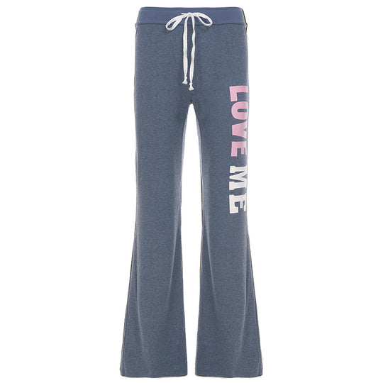 Damen nan weiche Flared-Jogginghose mit Kordelzug, Eingrifftaschen und auffälligem Love-Print EB