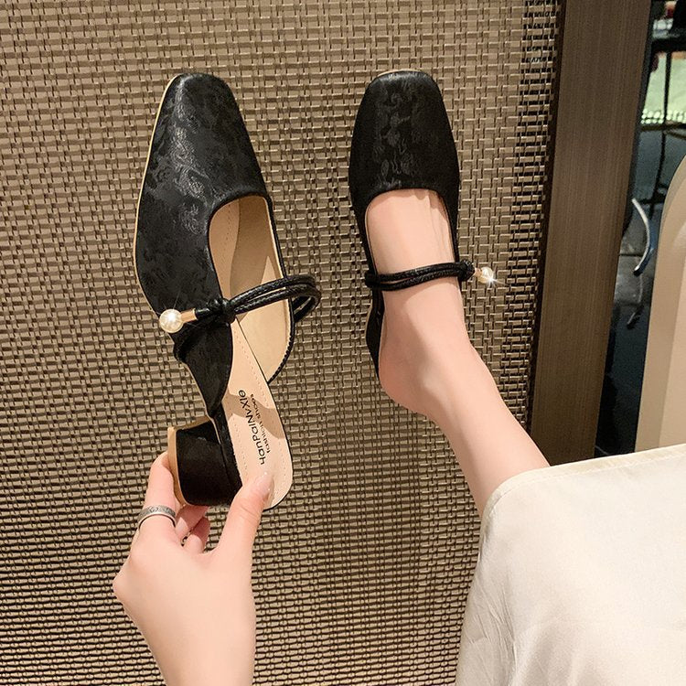 Damen modische Mules mit schicker Perlenapplikation und elegantem Blockabsatz EB