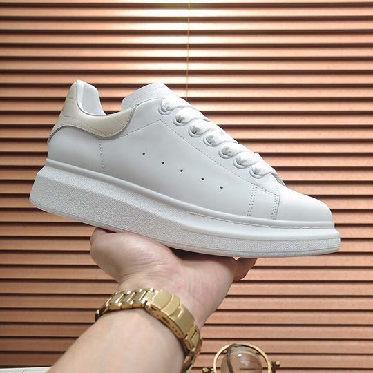 Damen Sportliche Sneakers mit modischer Lederspitze und gepolsterter Sohle EB