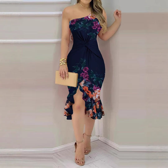 Damen Elegantes asymmetrisches Blumenkleid mit fließendem Saum und Raffung EB