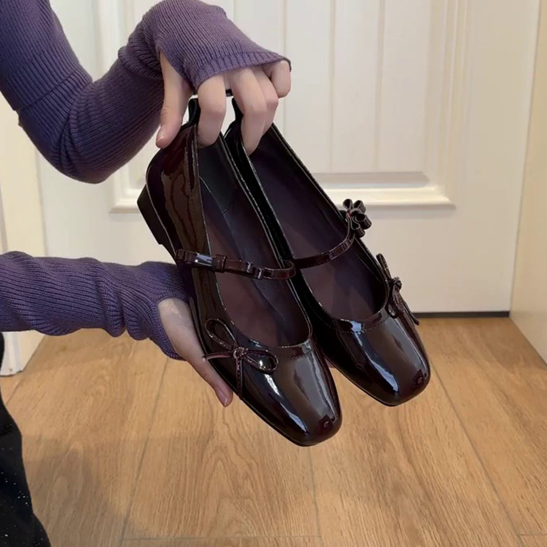 Damen Ballerinas mit glanzvoller Oberfläche und dekorativem Schleifendetail EB