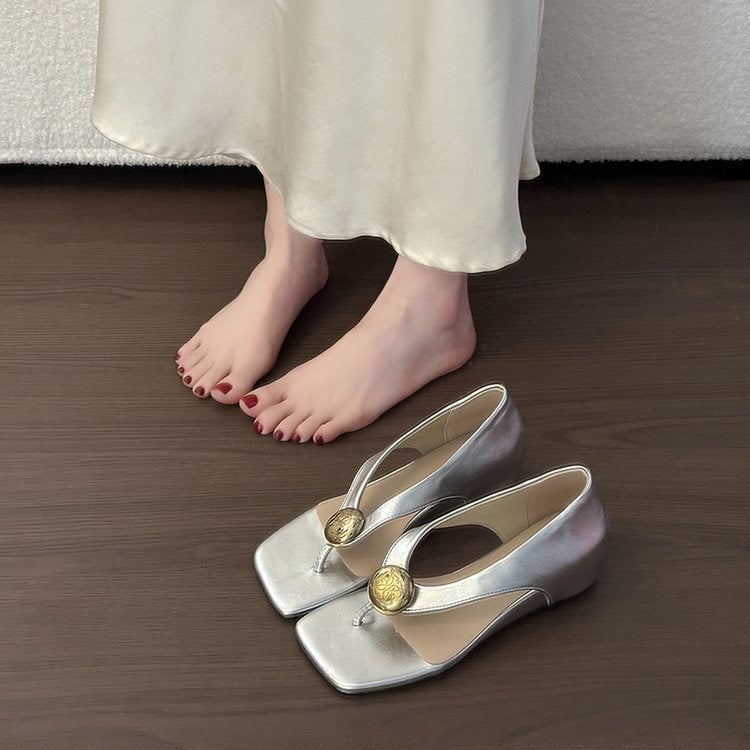 Damen elegante Slingback-Pumps mit hochwertigen Details und komfortablem Absatz EB