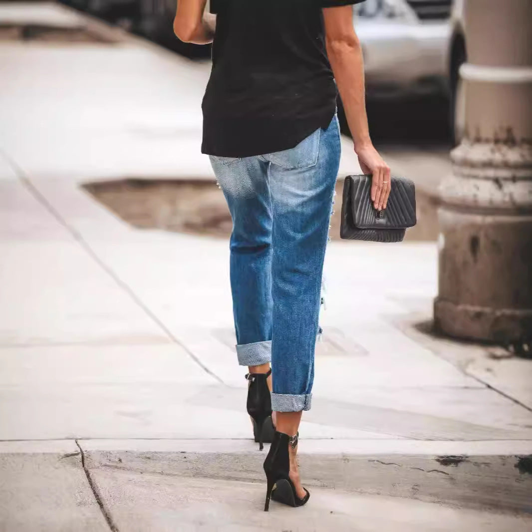 Damen Ripped Boyfriend Jeans mit lässigem Schnitt und fransigen Elementen EB