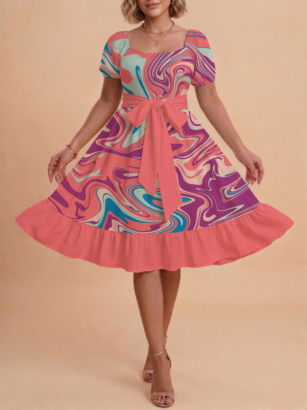Damen Verspieltes Maxikleid mit Bärenmuster und taillierbarem Band EB