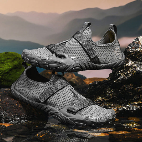 Damen Wassersportschuhe mit rutschfester Sohle und flexiblem Design EB