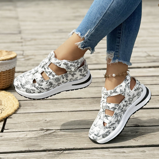 Damen Sportliche Sneaker mit floralem Cut-Out-Design und rutschfester Sohle EB