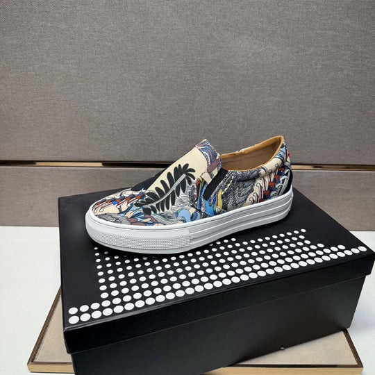 Damen Slip-On Sneakers mit kreativem Grafikdesign EB