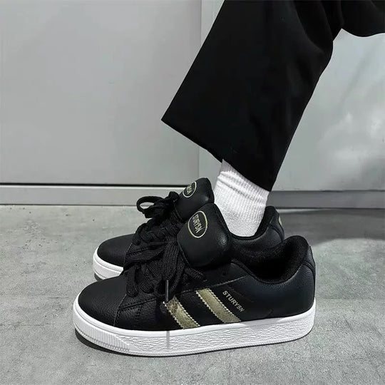 Damen Sportliche Sneaker mit klassischem Streifendesign EB