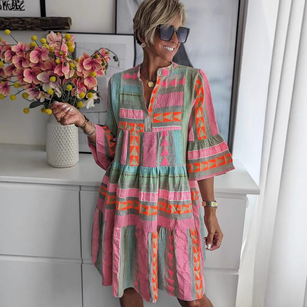Damen luftiges Boho-Kleid mit eingewebten Mustern und kurzen Ärmeln EB