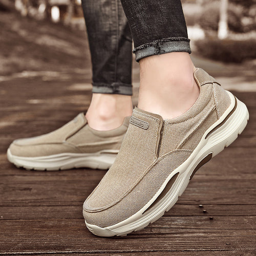 Damen Bequeme Slip-On Sneakers mit elastischen Materialien und luftdurchlässiger Struktur EB