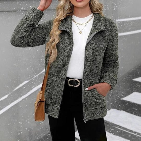 Damen Kuscheljacke mit durchgehendem Reißverschluss und weichem Plüschstoff EB