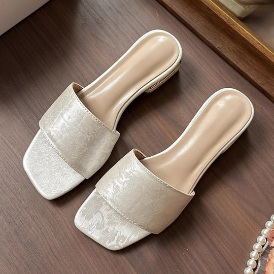 Damen Bestickte Brokat‑Mules mit quadratischer Zehenpartie und niedrigem geformtem Blockabsatz EB