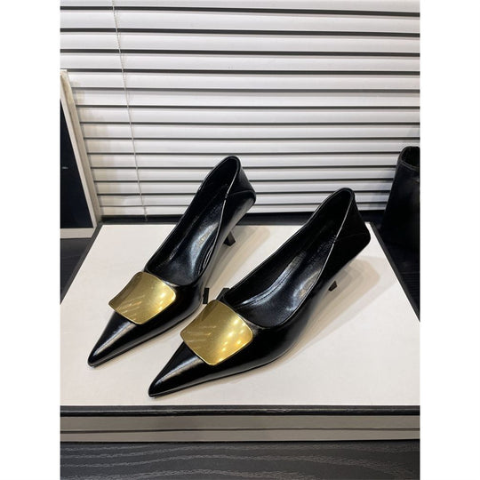 Damen spitze Stiletto-Pumps mit dekorativem Goldakzent EB