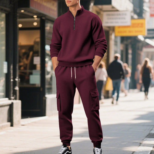Herren Sportanzug mit Stehkragen und praktischen Taschen EB