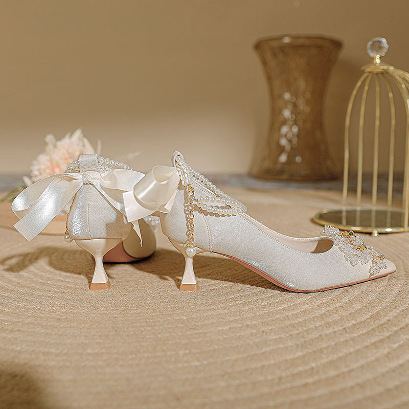 Damen elegante Spitzen-Pumps mit dekorativen Perlen-Details und Riemchen EB