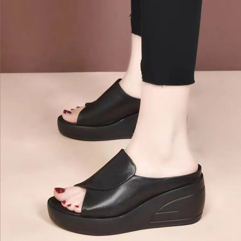 Damen Plattform-Sandalen mit geschwungenem Design und Komfortfußbett EB