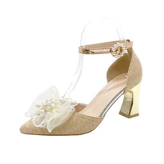 Damen elegante Pumps mit zierlichem Blumenschmuck EB