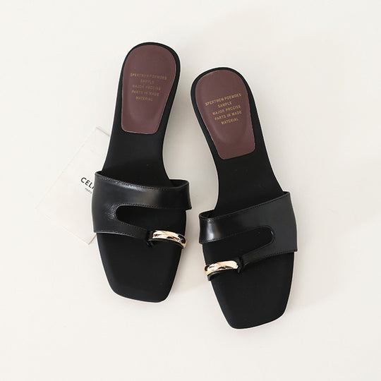 Damen modische Slides mit exklusivem Kettendetail EB