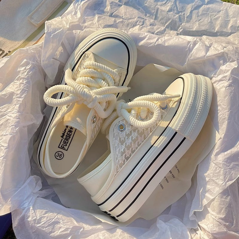 Damen Bequeme Sneakers mit trendy Plateau von EB