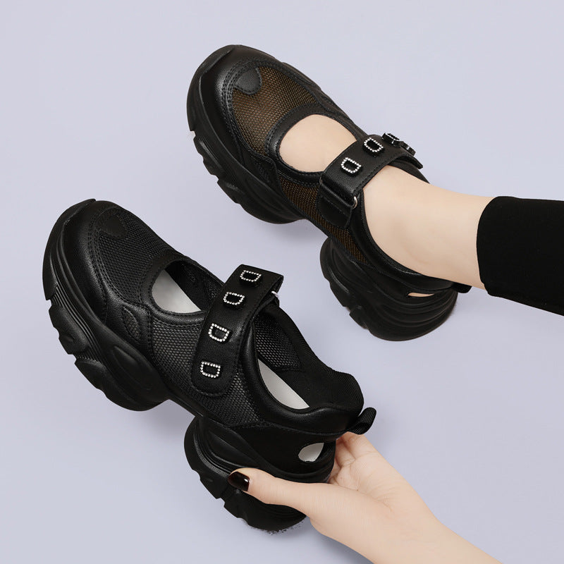 Damen Sportliche Komfort-Sneaker mit verstellbarem Riemen und dämpfender Sohle EB