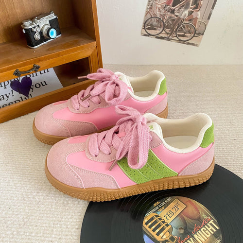 Damen Sneakers im sportlichen Retro-Stil mit atmungsaktiver Obermaterialstruktur und rutschfester Sohle EB