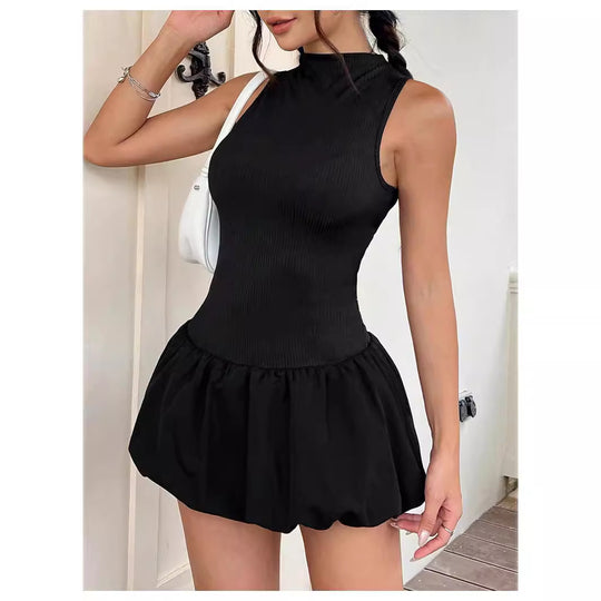 Damen trendiges Mini-Kleid mit hohem Kragen und voluminösem Rock EB