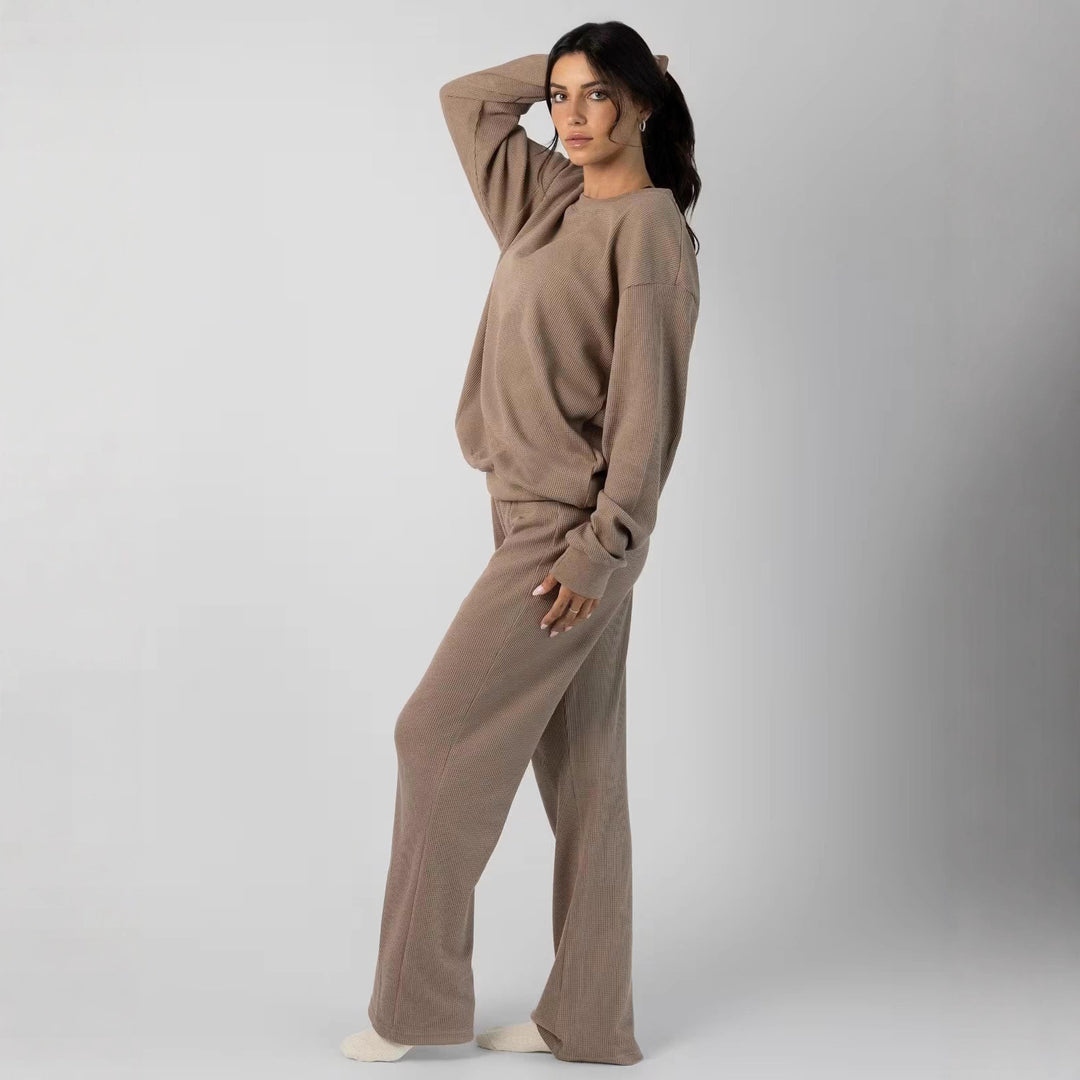 Damen geräumiges Waffelstrick-Loungewear-Set mit Rundhalsausschnitt und Tunnelzughose Eichborn Berlin
