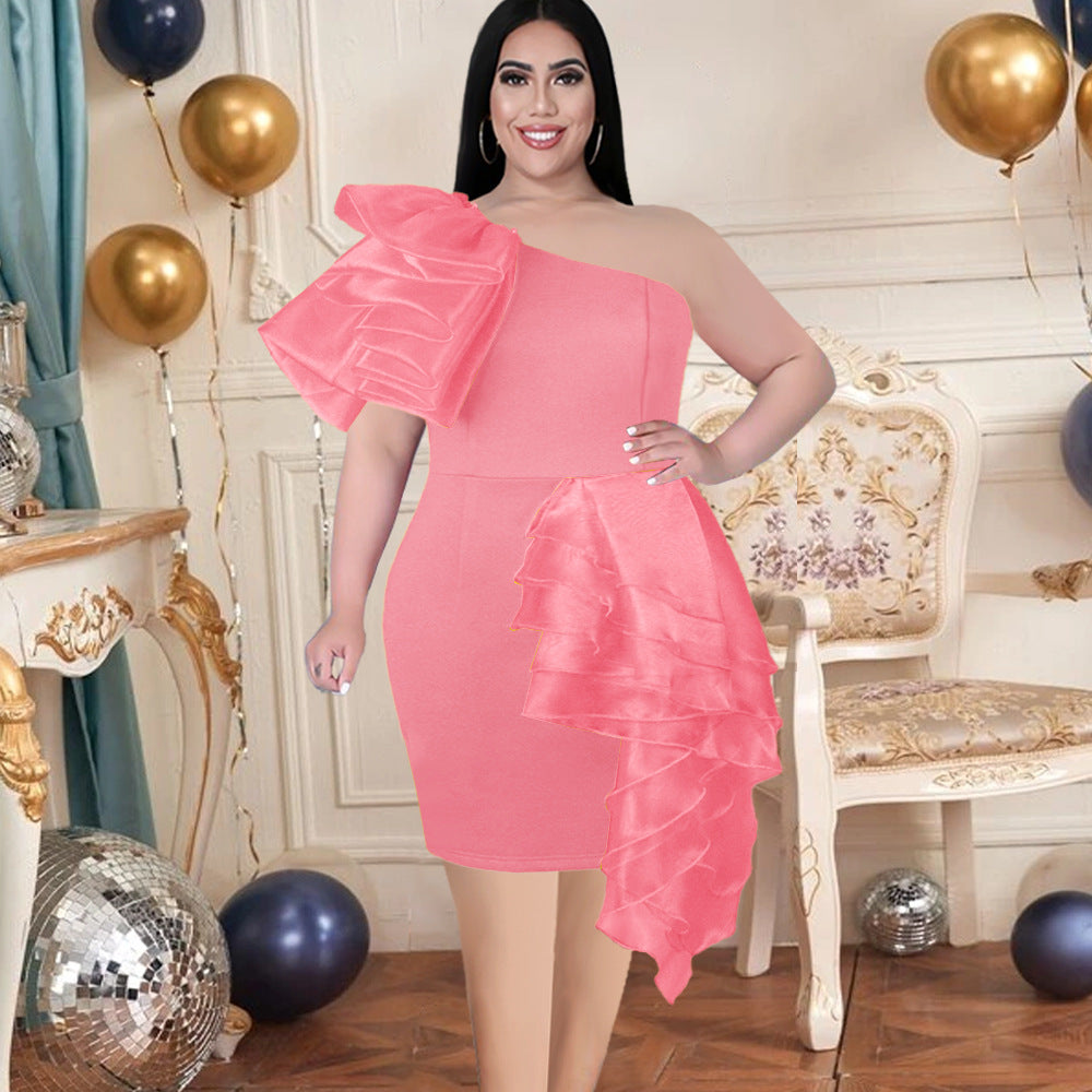 Damen Einseitiges Cocktailkleid mit voluminösem Rüschendesign EB