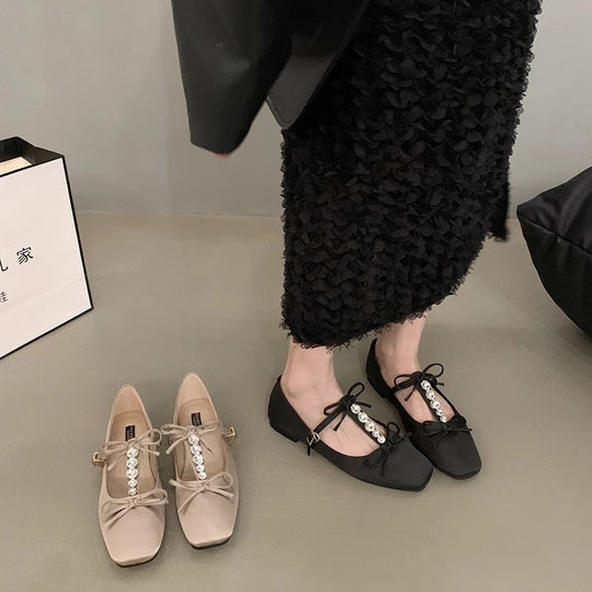Damen elegante Ballerinas mit modischem Schleifenakzent und funkelnden Verzierungen EB