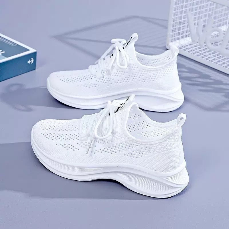 Damen Sneakers mit atmungsaktivem Mesh-Obermaterial und dämpfender Sohle EB