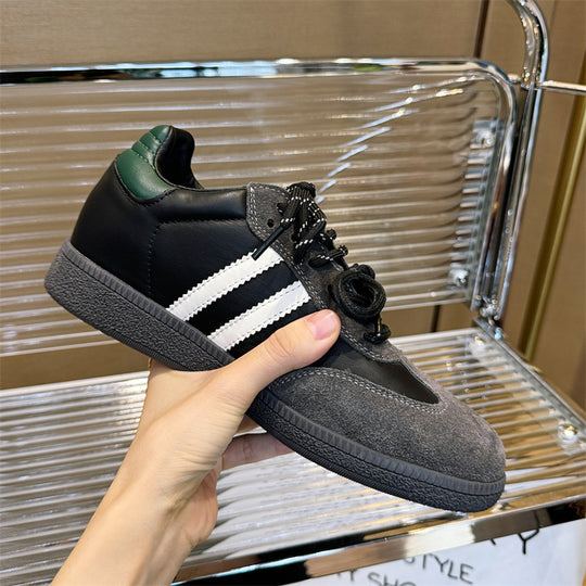 Damen Sportliche Sneakers aus hochwertigem Veloursleder mit rutschfester Sohle EB