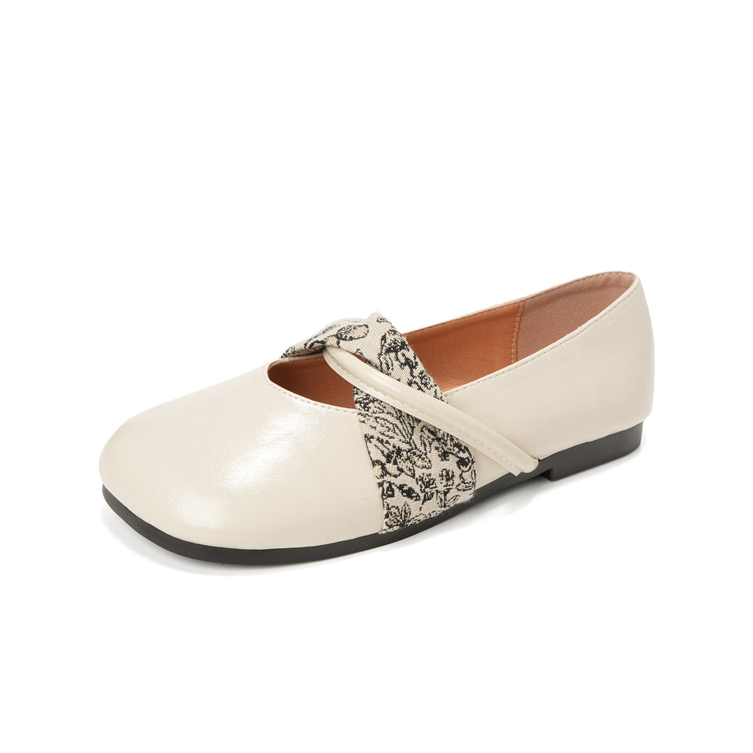 Damen Ballerinas mit elegantem Kreuzriemen und schickem textilem Akzent EB