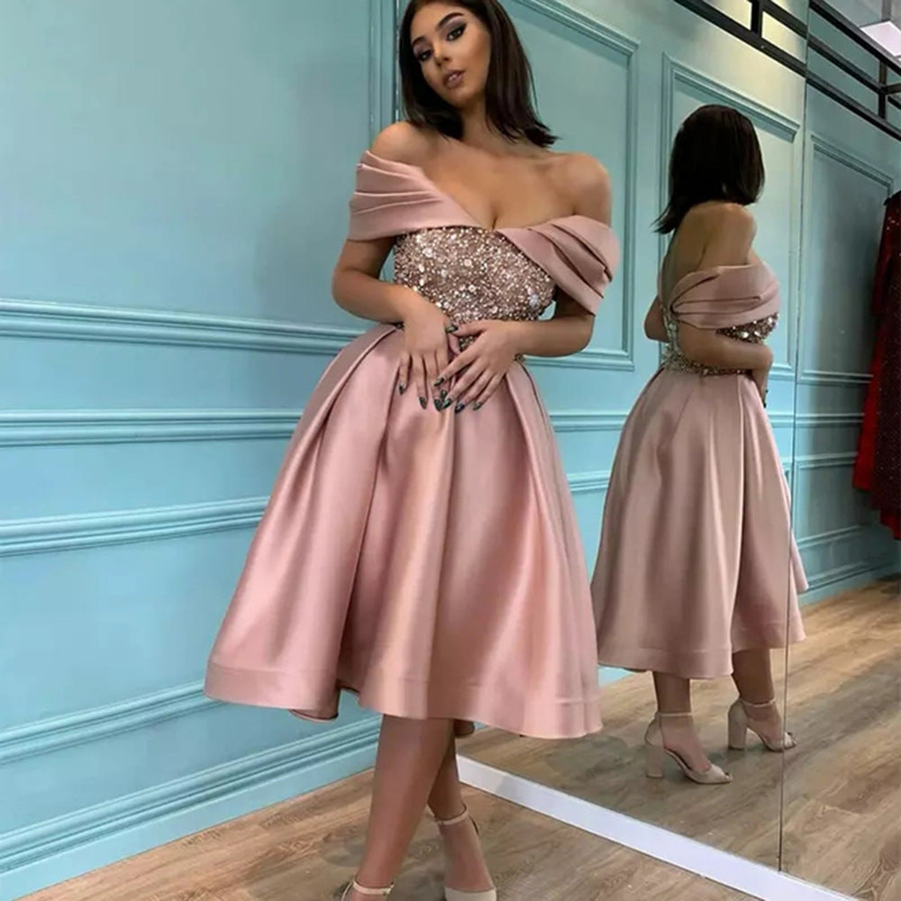 Damen Glamouröses Abendkleid mit schimmerndem Oberteil und Flügelärmeln EB