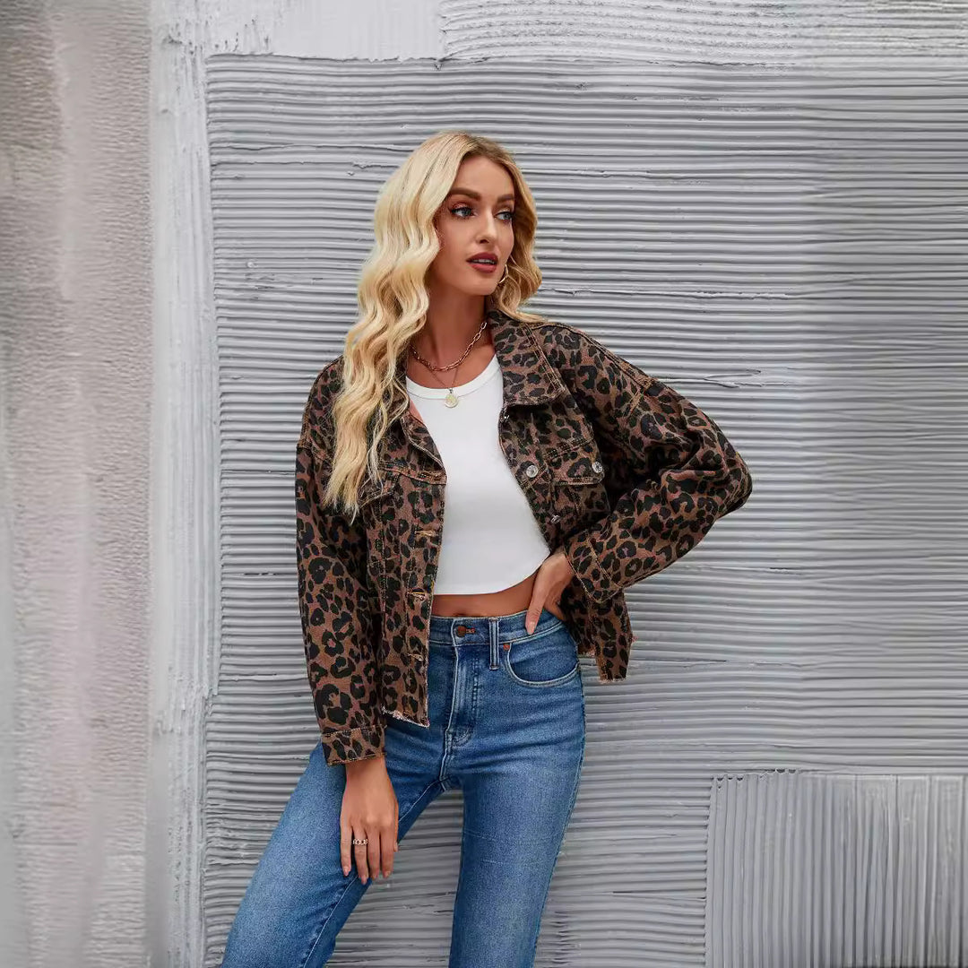 Damen Karierte Denimjacke im angesagten Leopardenmuster mit modernem Schnitt EB